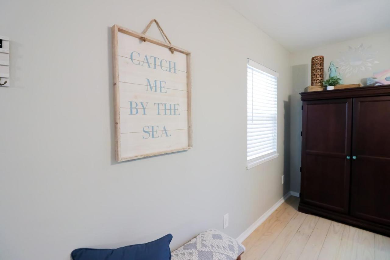Sunny Daze Walk To Beach 2 Decks Pet Friendly Has A Mini Bar Galveston Exterior foto