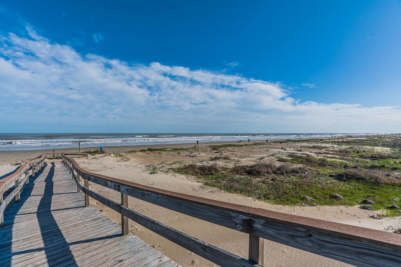 Sunny Daze Walk To Beach 2 Decks Pet Friendly Has A Mini Bar Galveston Exterior foto