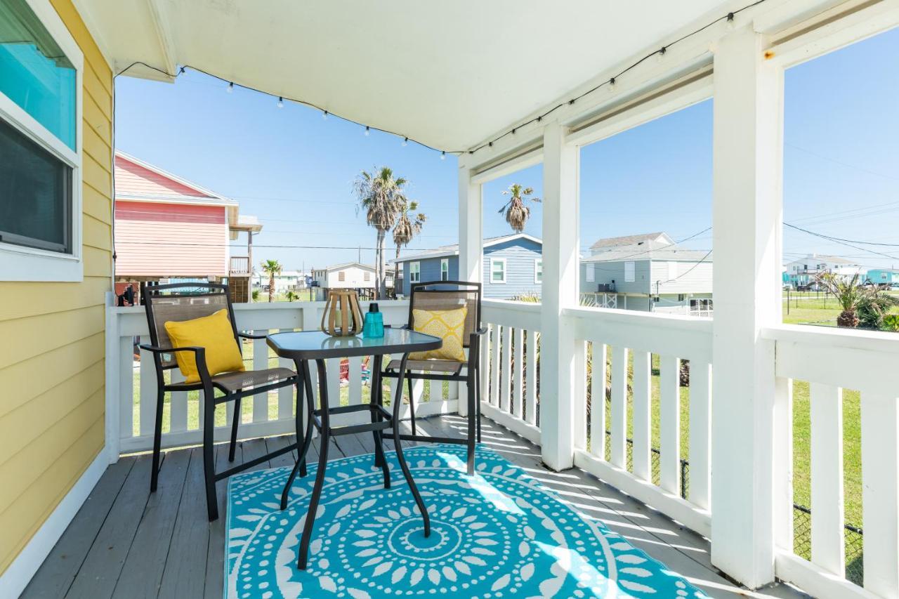 Sunny Daze Walk To Beach 2 Decks Pet Friendly Has A Mini Bar Galveston Exterior foto